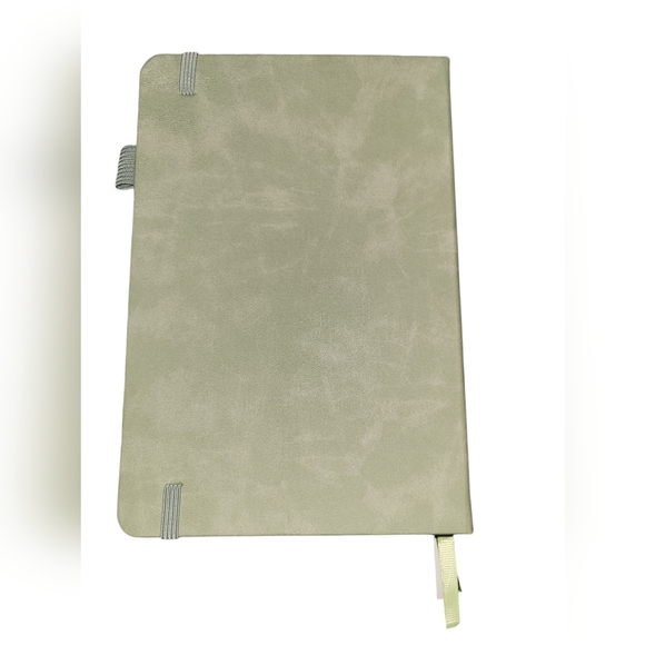 Christian Planner and Devotional 12 Month Calendar - Picture 2 of 6